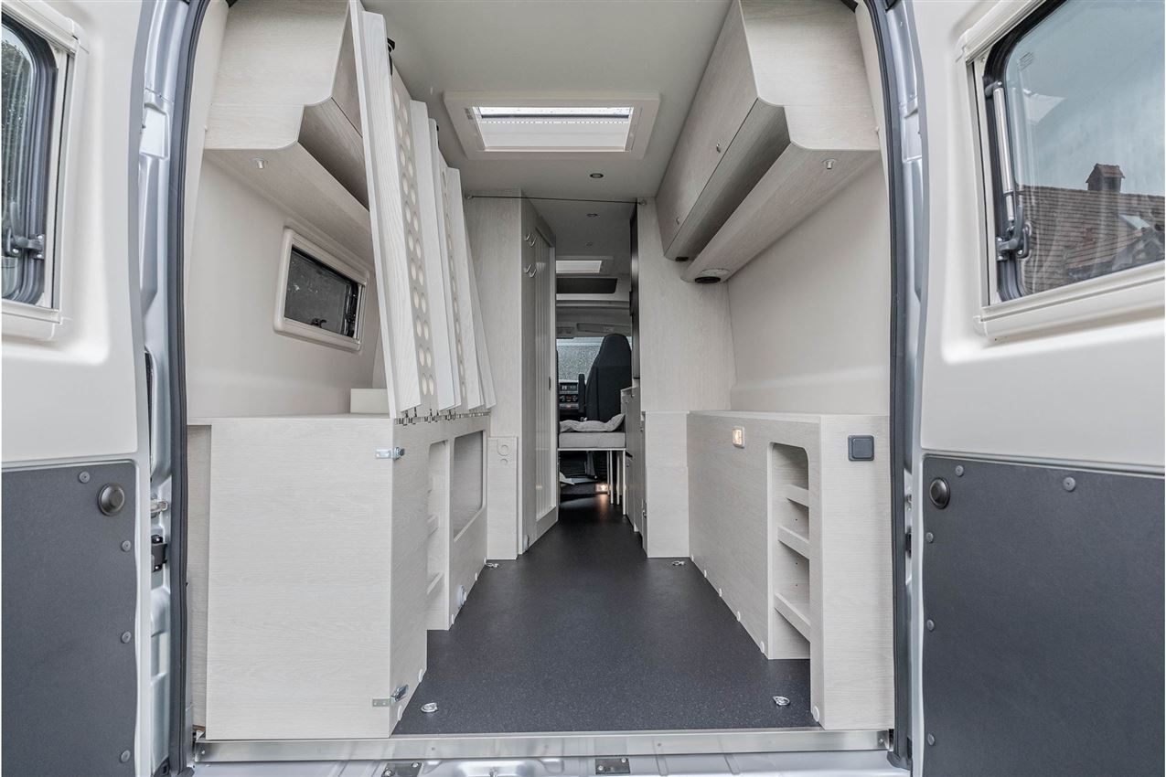 Tourne 6.4 Black Edition