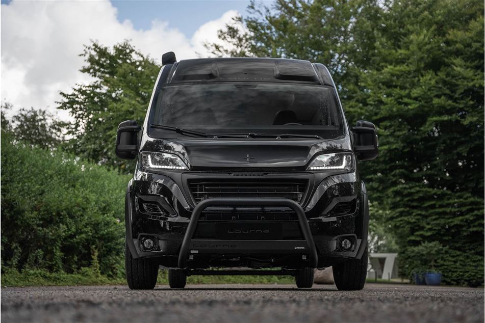 Tourne 6.4 Black Edition