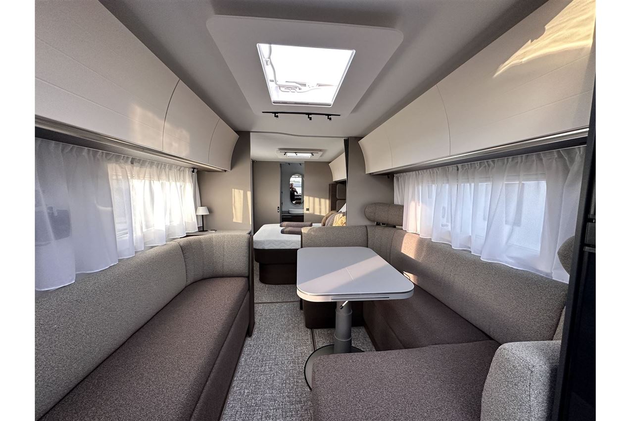 Adria Alpina 663 HT TWIN AXEL