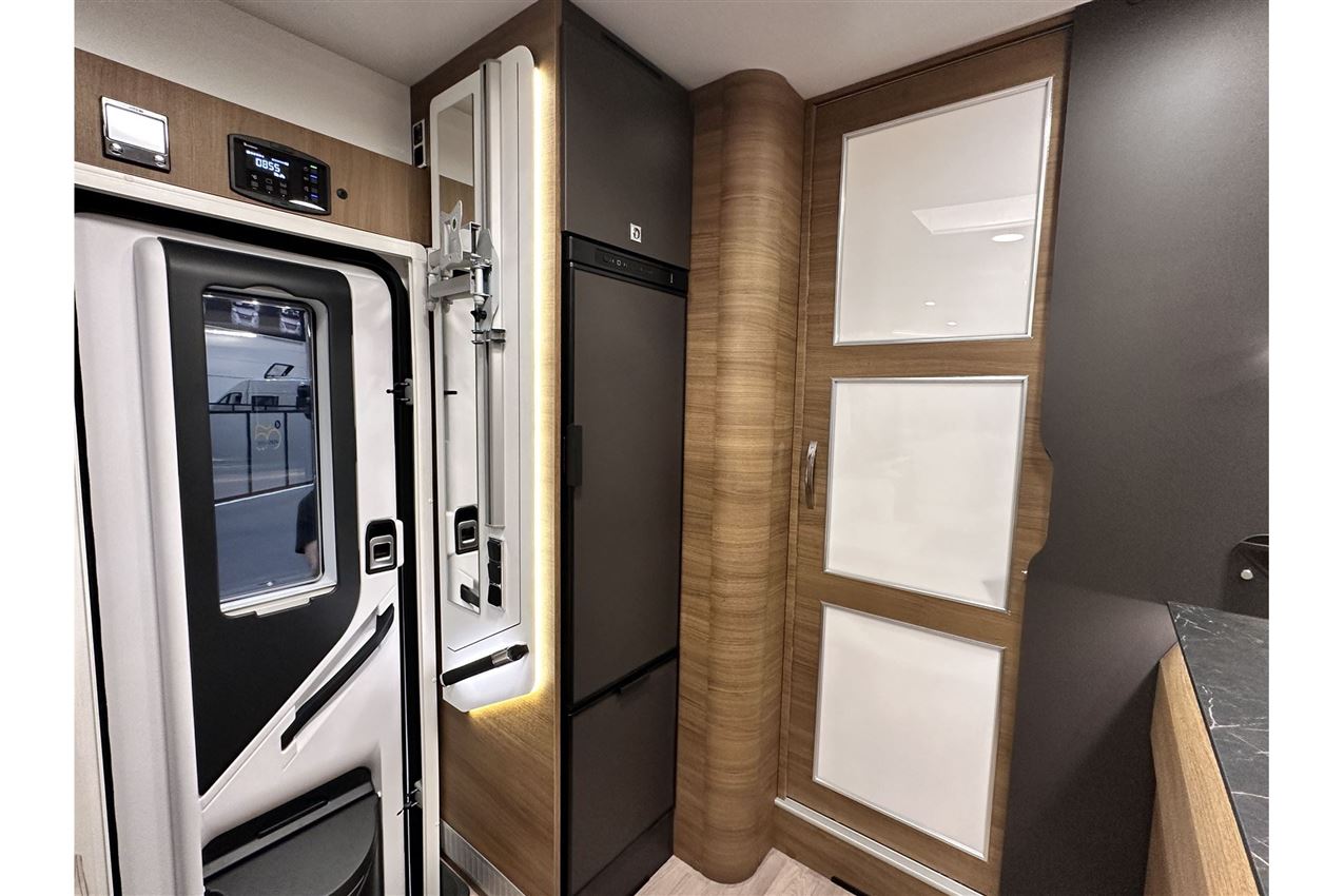 Benimar Amphitryon 967 Northautokapp