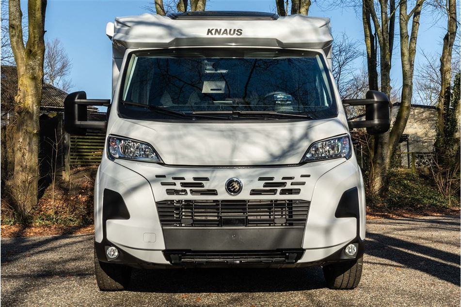 Knaus L!VE TI  650 MEG Platinium Selection