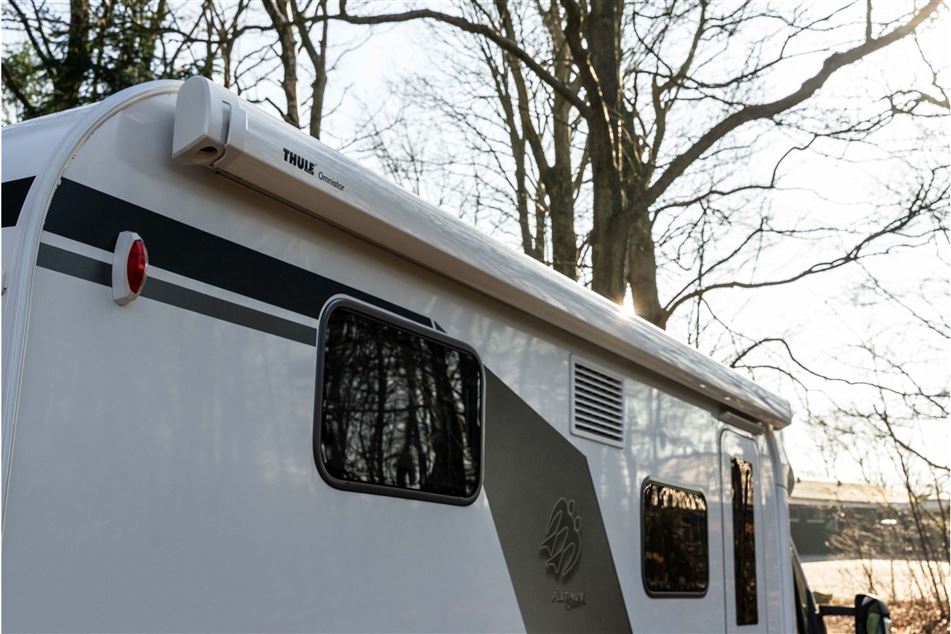 Knaus L!VE TI  650 MEG Platinium Selection