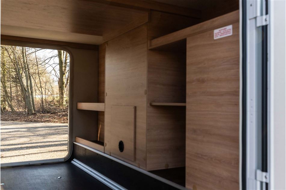 Knaus L!VE TI  650 MEG Platinium Selection