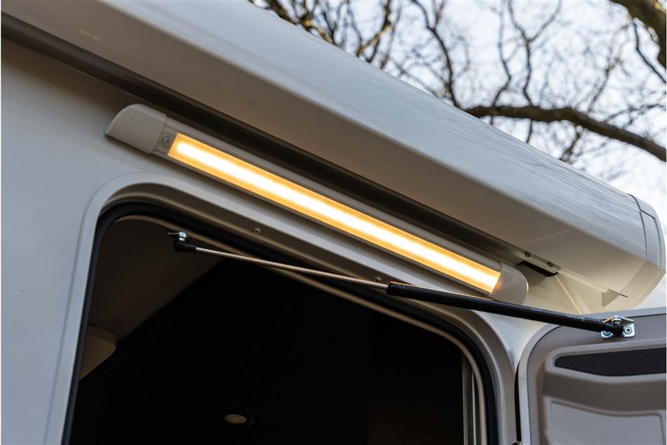 Knaus L!VE TI  650 MEG Platinium Selection
