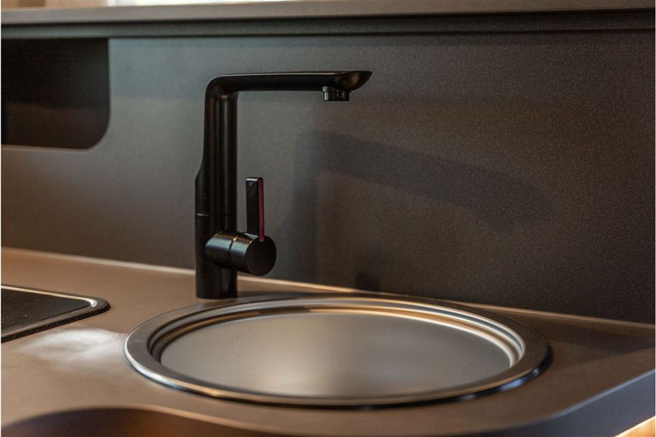 Knaus L!VE TI Wave 650 MF Platinium Selection