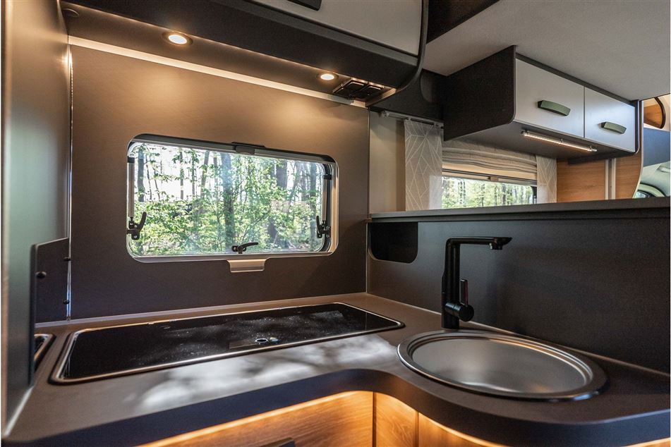 Knaus L!VE TI Wave 650 MF Platinium Selection