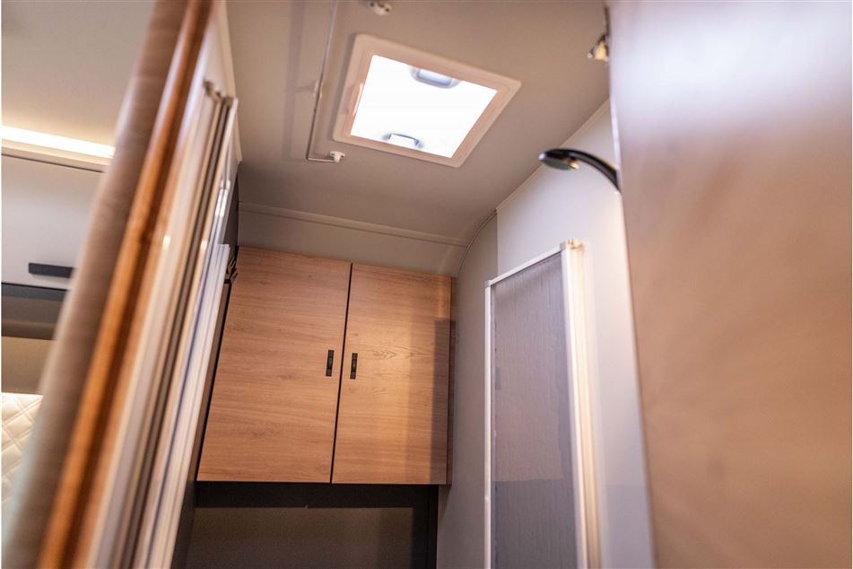 Knaus L!VE TI Wave 650 MF Platinium Selection