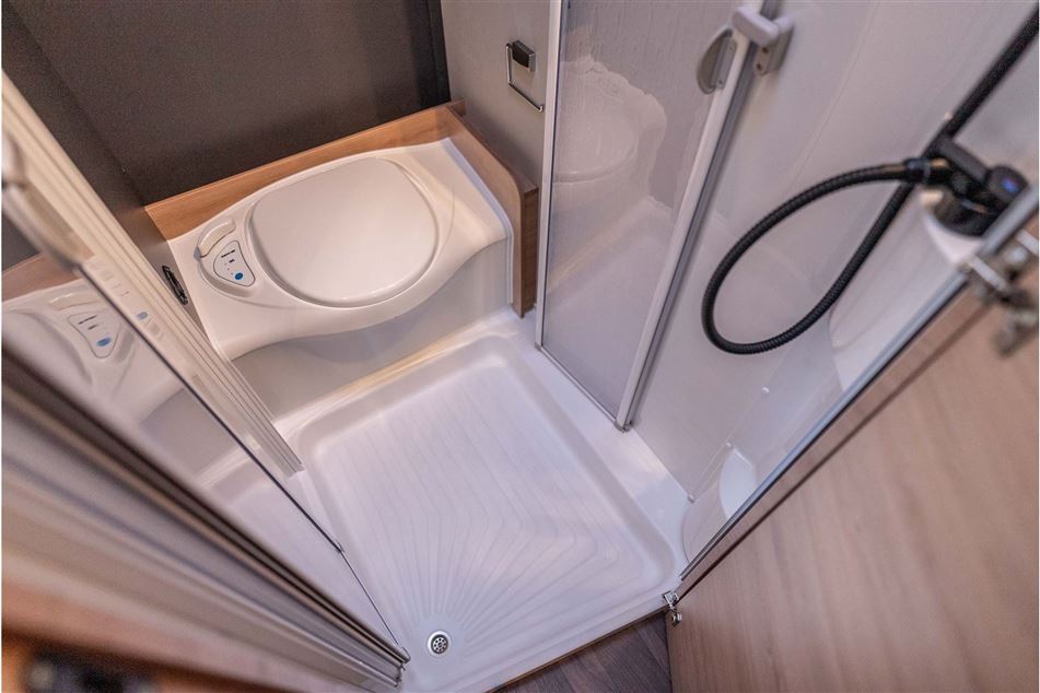 Knaus L!VE TI Wave 650 MF Platinium Selection