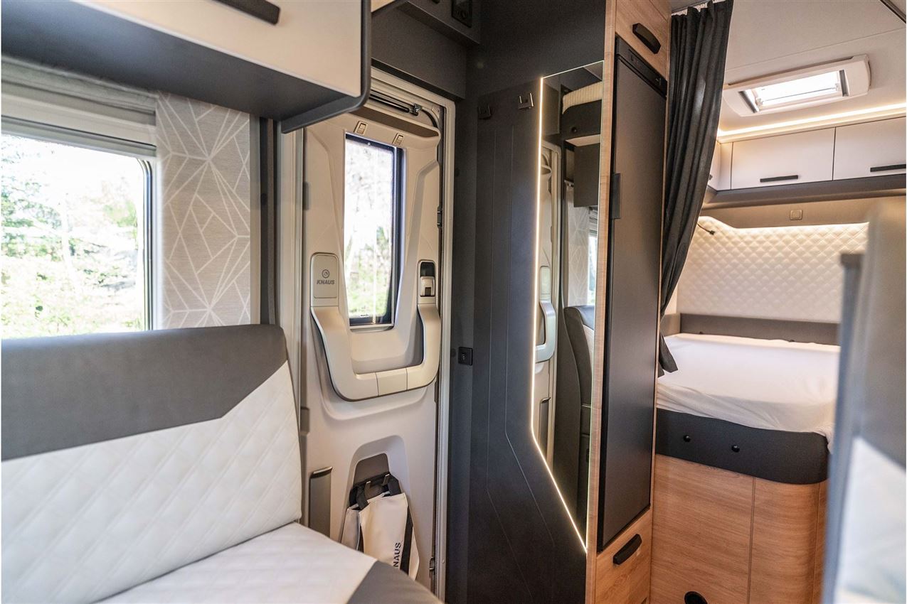 Knaus L!VE TI Wave 650 MF Platinium Selection