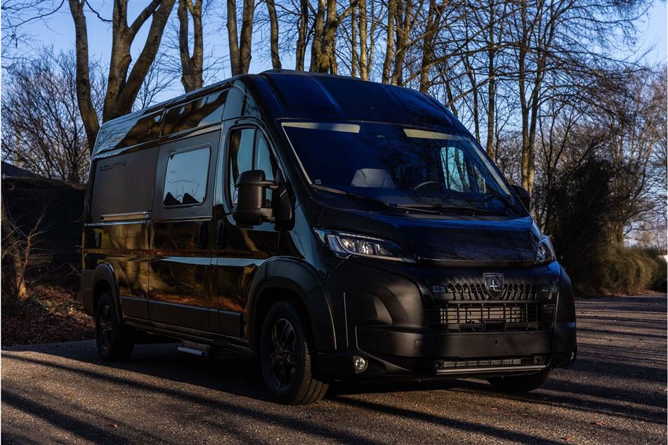 Tourne 6.0 Cruise aut. gear - Black