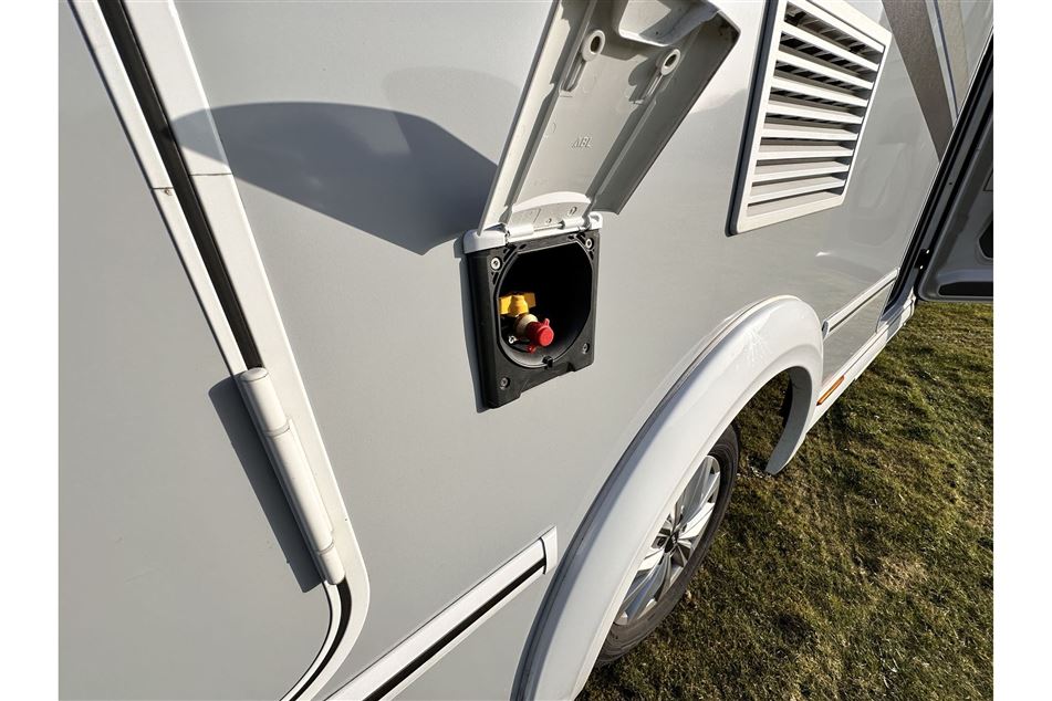 Knaus Van TI MAN 650 MEG PLUS Platinum Selection