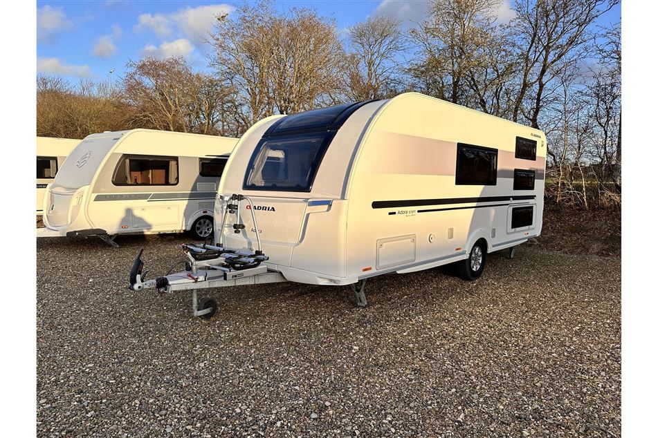 Adria Adora 573 PT Supreme