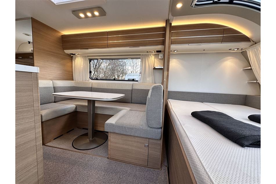 Adria Adora 573 PT Supreme