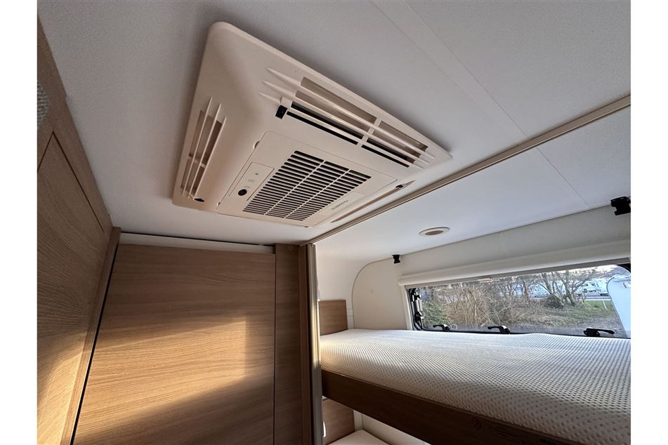 Adria Adora 573 PT Supreme