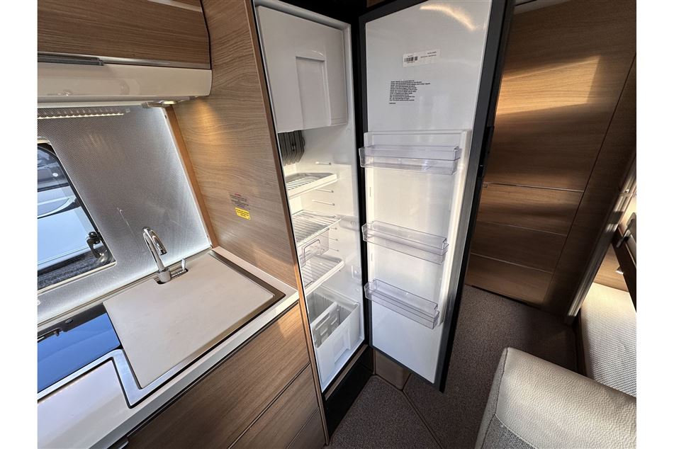 Adria Adora 573 PT Supreme