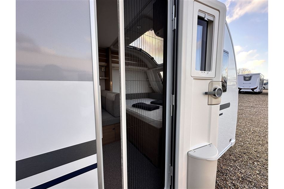 Adria Adora 573 PT Supreme