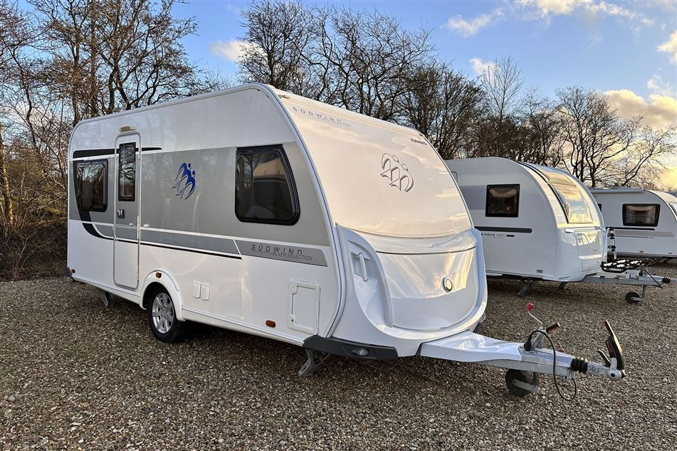 Knaus Südwind 450 FU