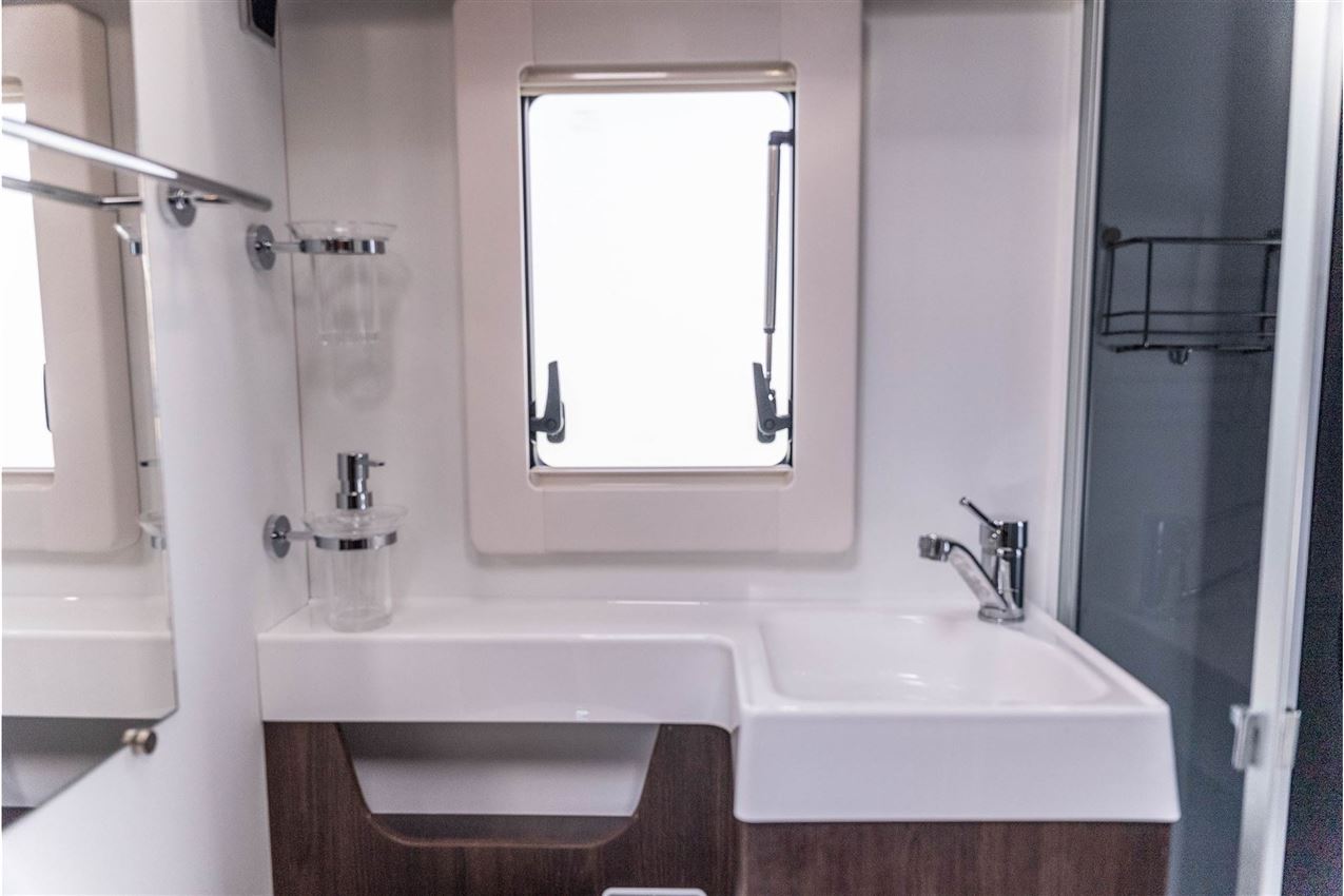 Benimar Tessoro T442