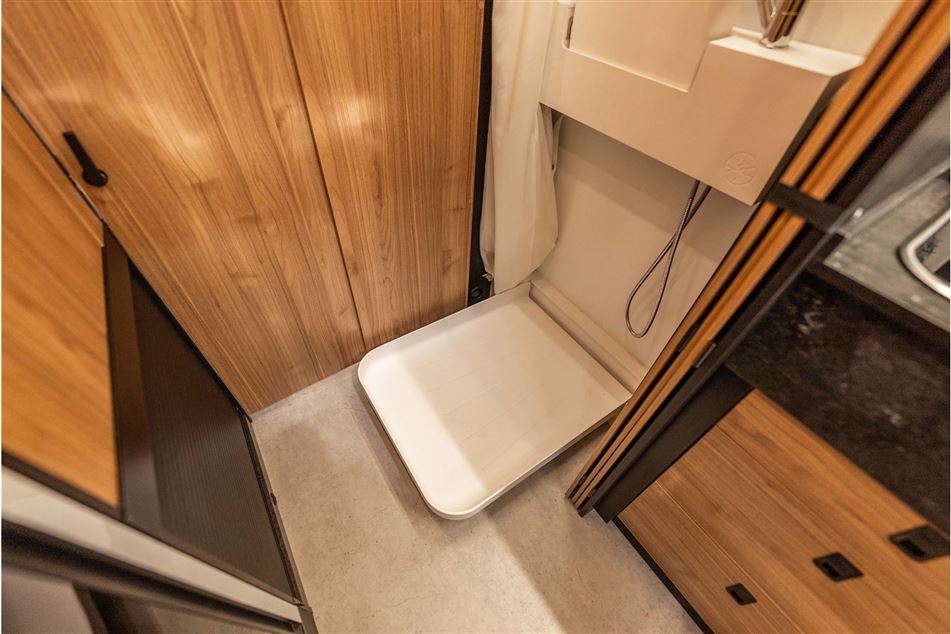 FURGOK X-LOUNGE 600+