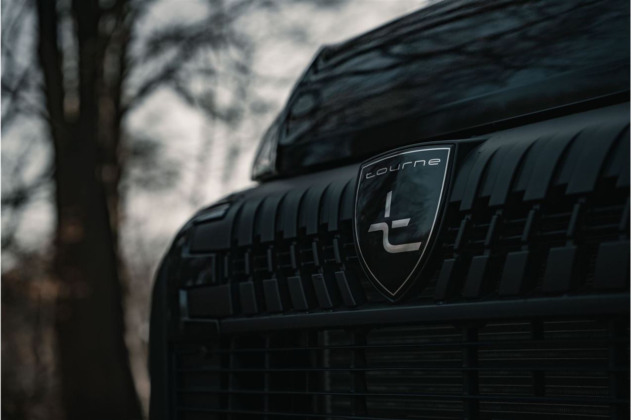 Tourne 6.0 Cruise Light Black