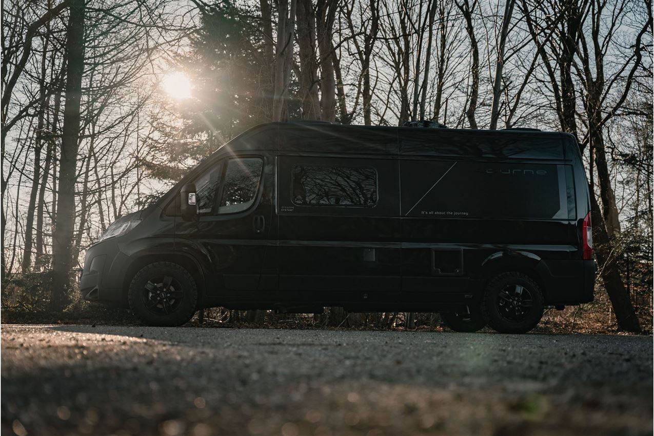 Tourne 6.0 Cruise Light Black