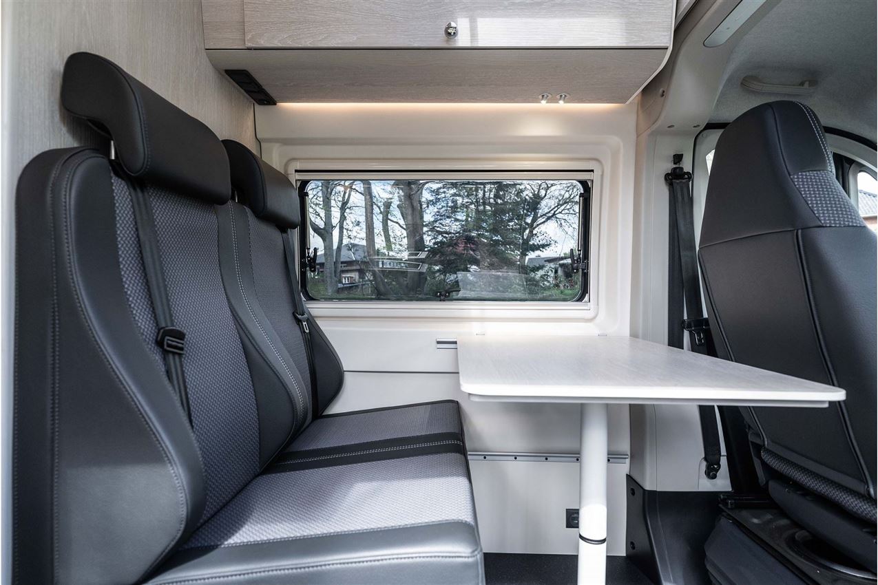 Tourne 6.0 Cruise Light Black