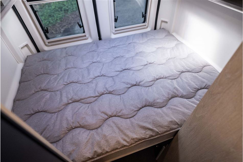 Tourne 6.0 Cruise Light Black