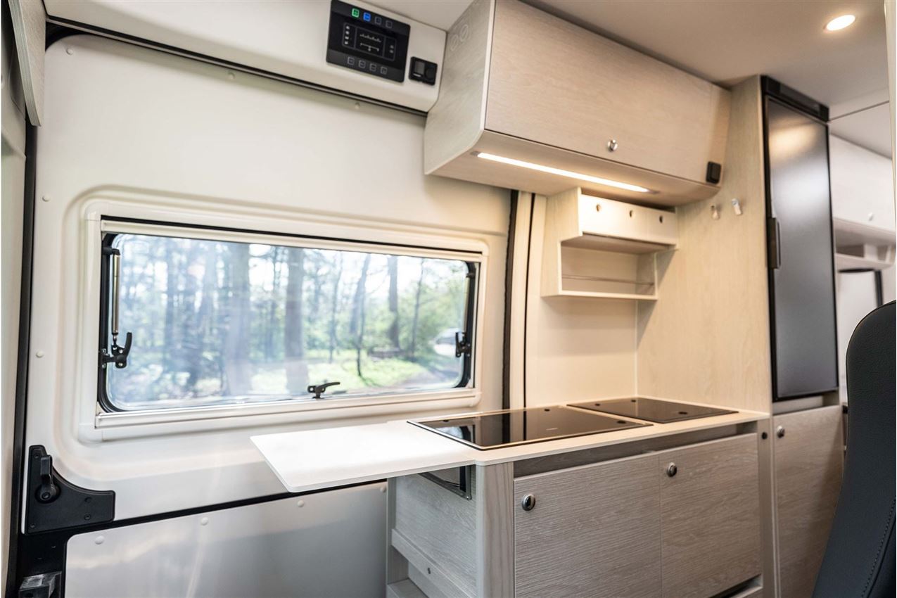 Tourne 6.0 Cruise Light Black