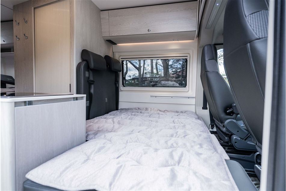 Tourne 6.0 Cruise Light Black