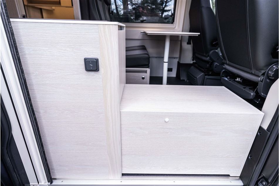 Tourne 6.0 Cruise Light Black