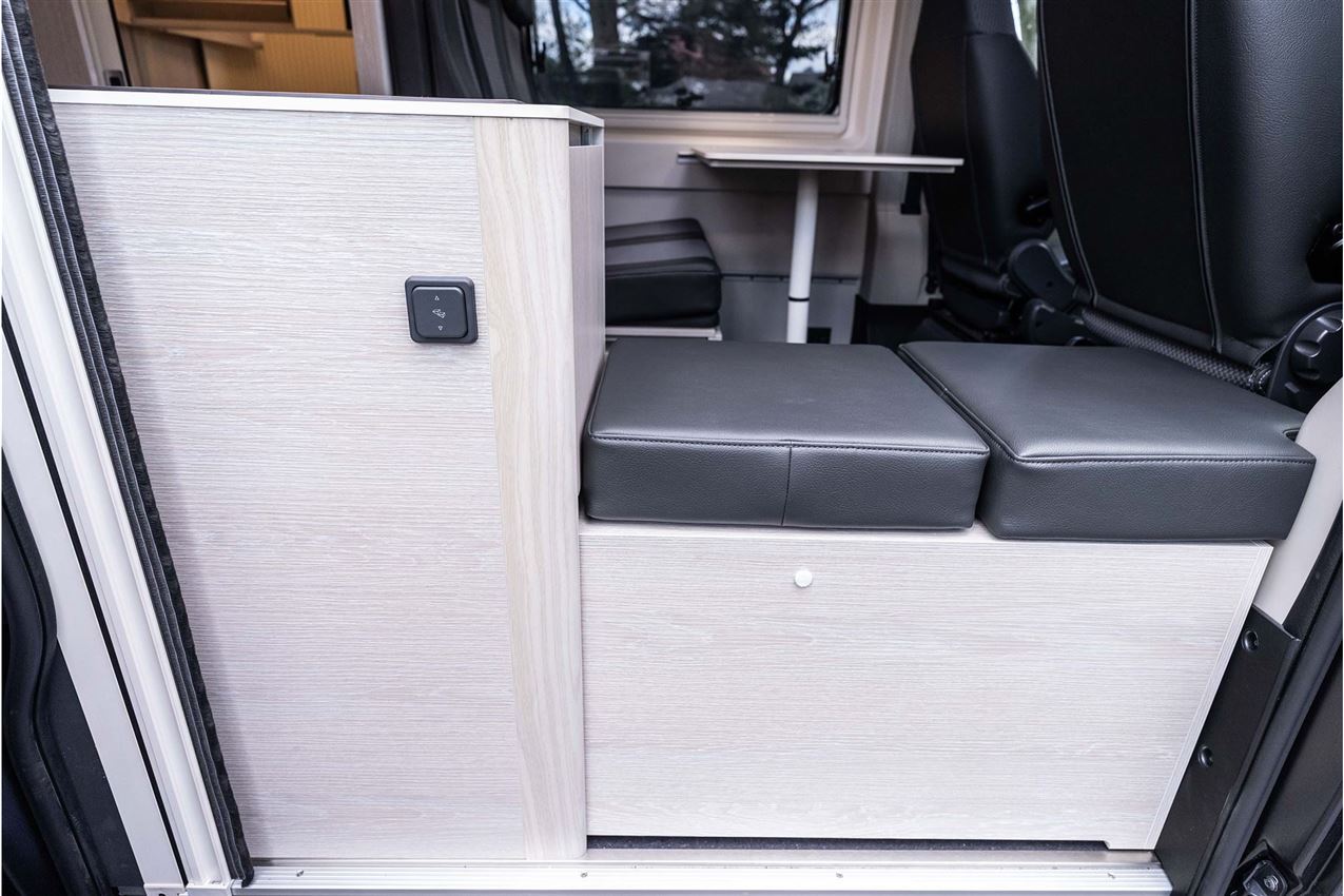 Tourne 6.0 Cruise Light Black