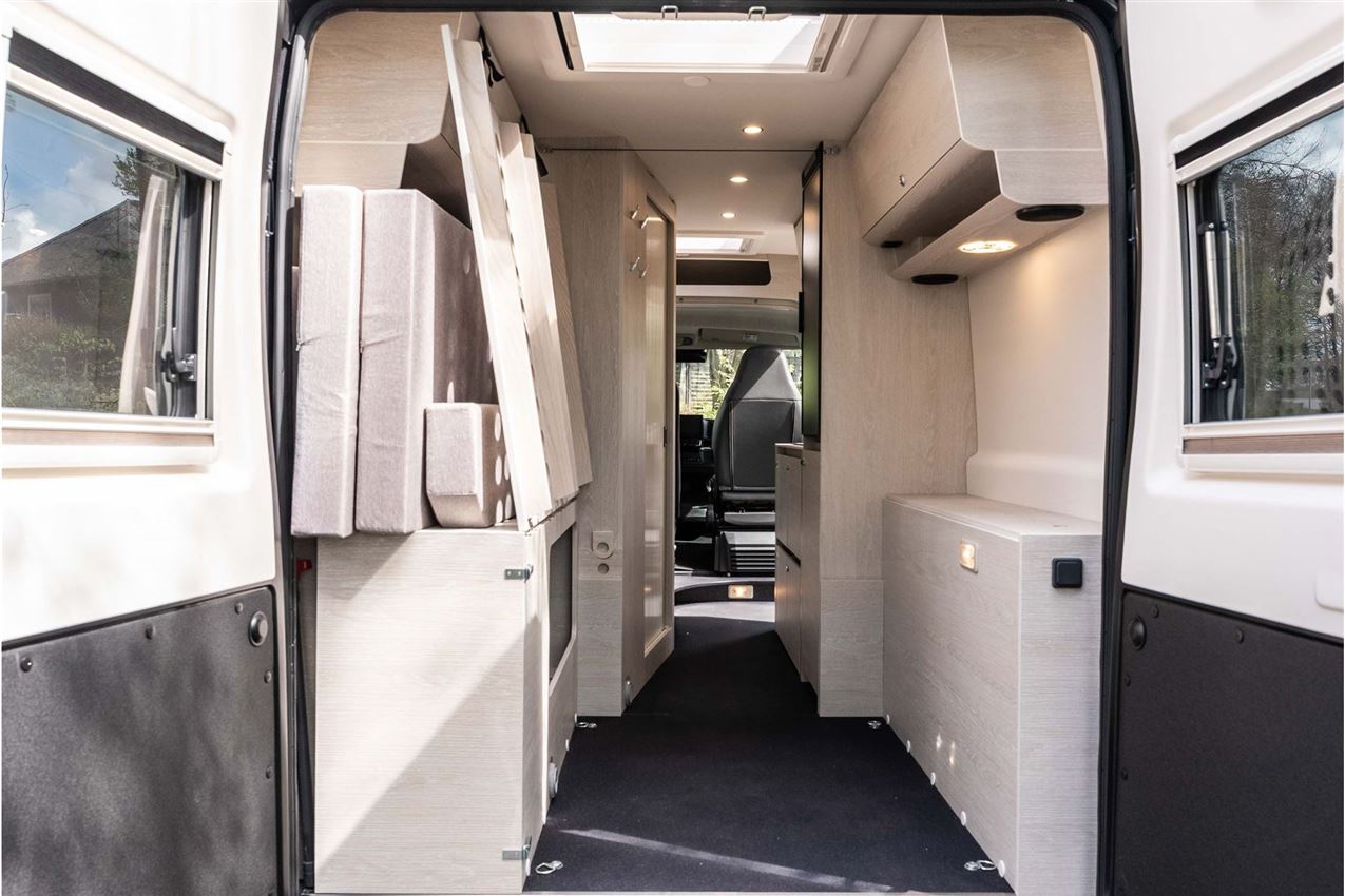 Tourne 6.0 Cruise Light Black