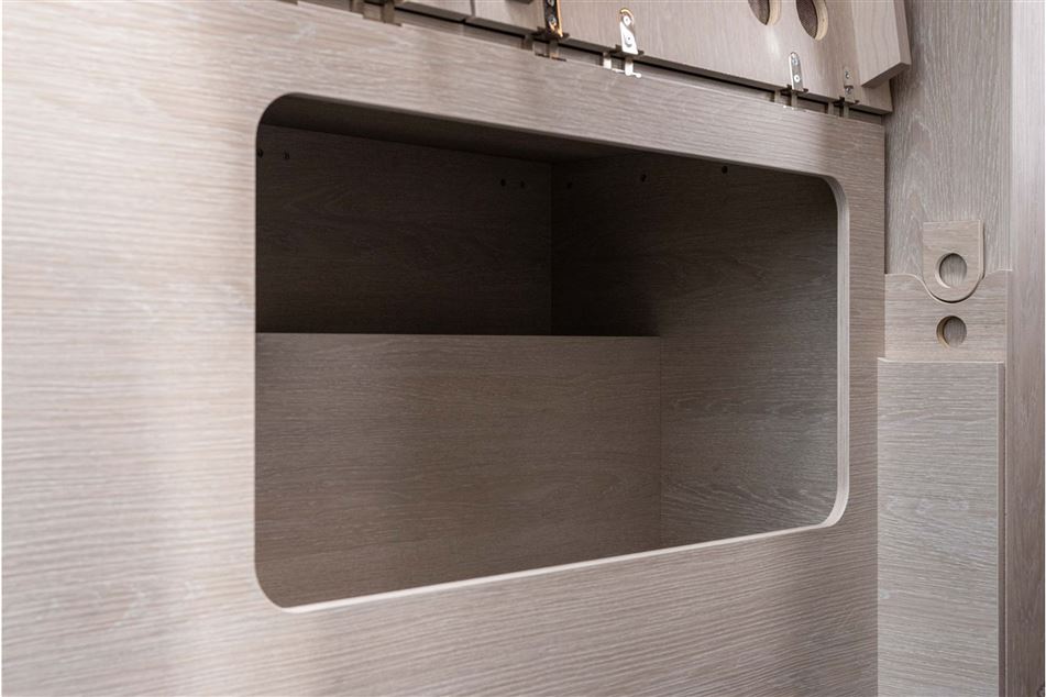 Tourne 6.0 Cruise Light Black