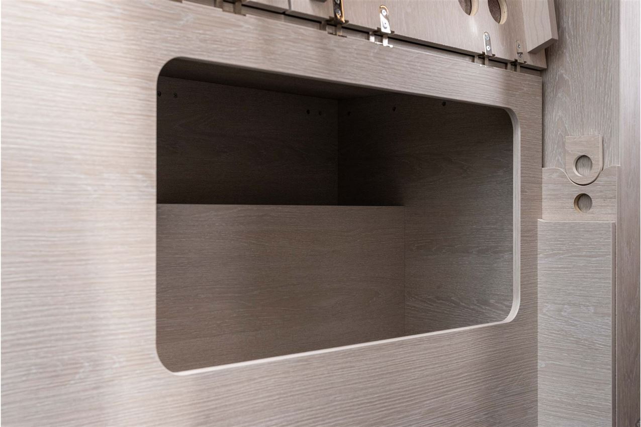 Tourne 6.0 Cruise Light Black