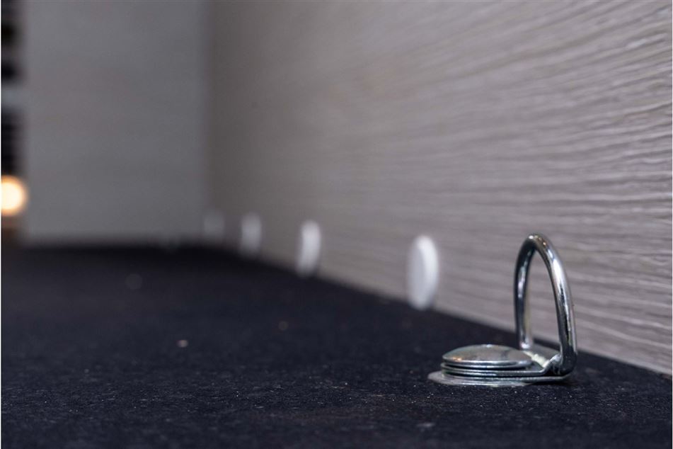 Tourne 6.0 Cruise Light Black