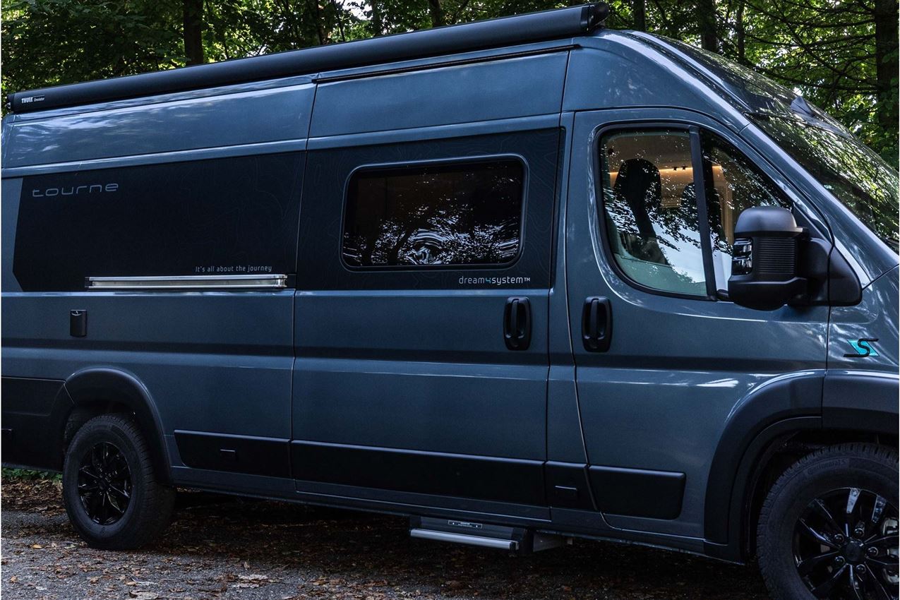 Tourne 6.4 Select Aut. gear - Iron Grey -180HK