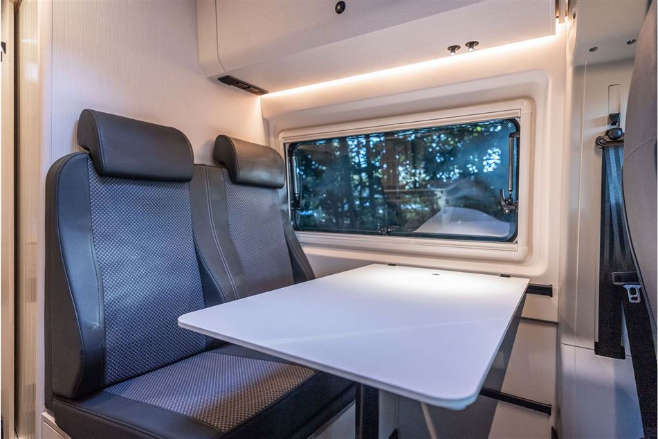 Tourne 6.4 Select Aut. gear - Iron Grey -180HK