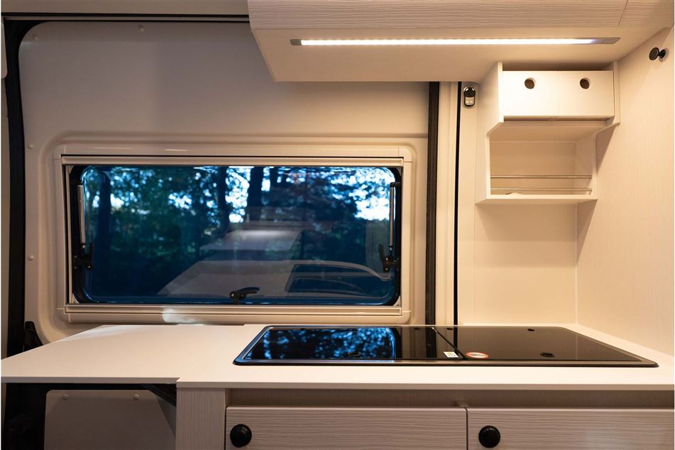 Tourne 6.4 Select Aut. gear - Iron Grey -180HK