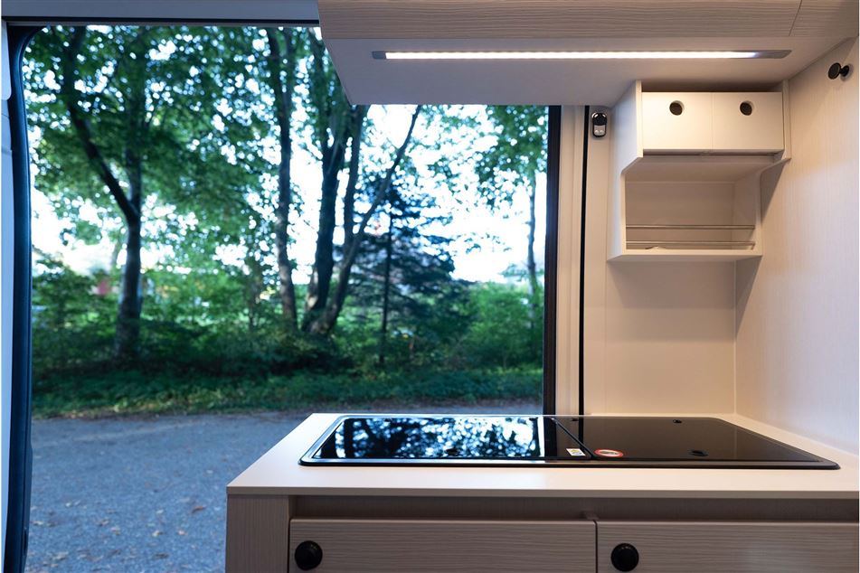 Tourne 6.4 Select Aut. gear - Iron Grey -180HK