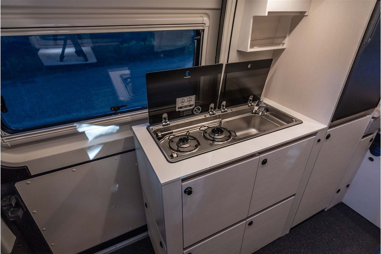 Tourne 6.4 Select Aut. gear - Iron Grey -180HK