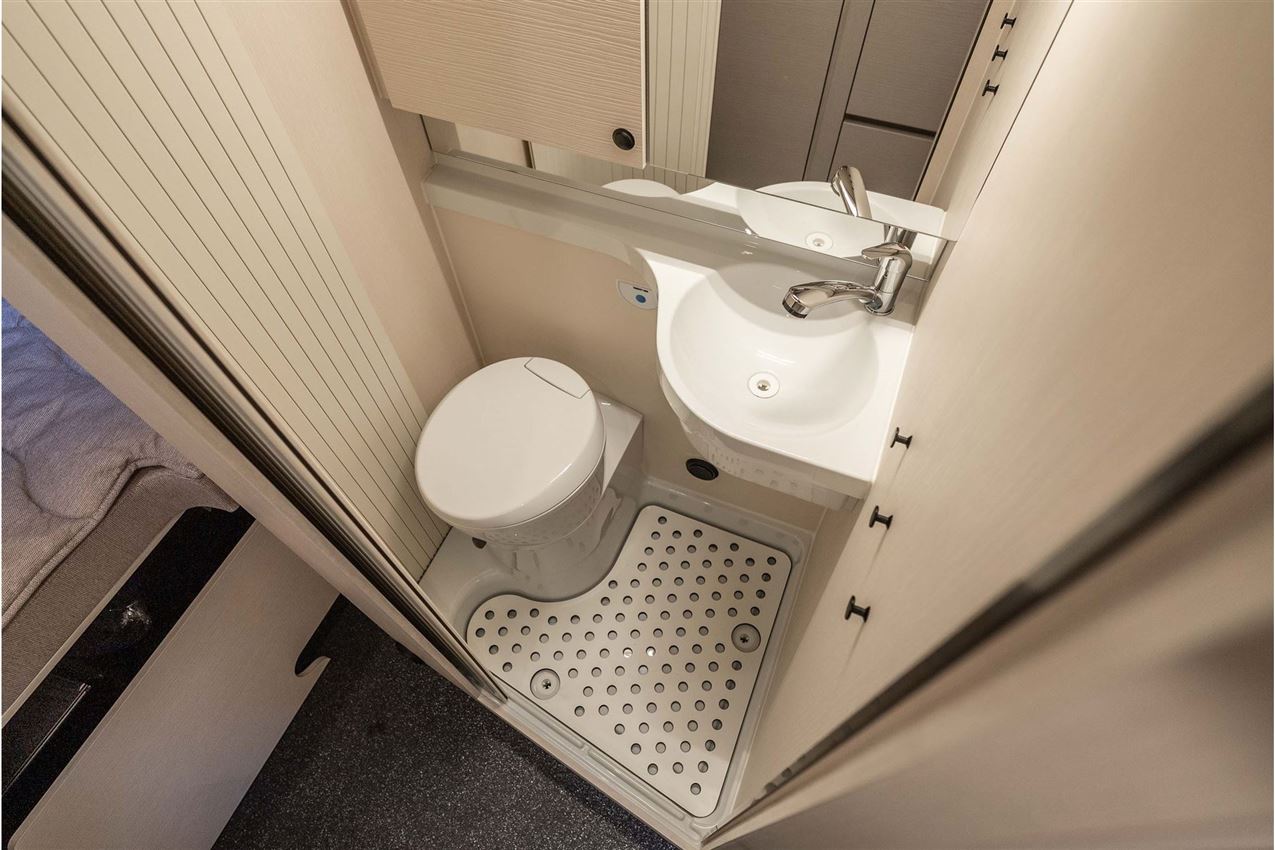 Tourne 6.4 Select Aut. gear - Iron Grey -180HK