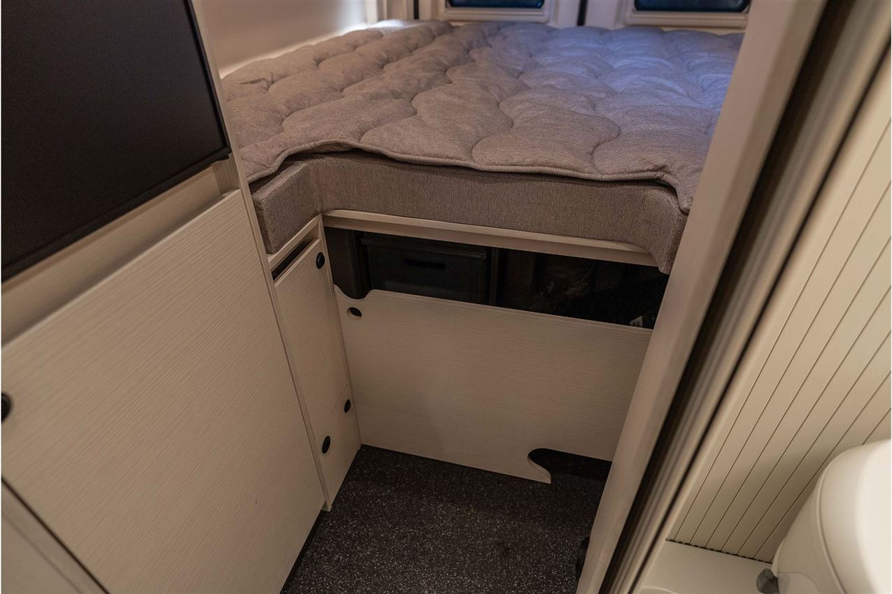 Tourne 6.4 Select Aut. gear - Iron Grey -180HK