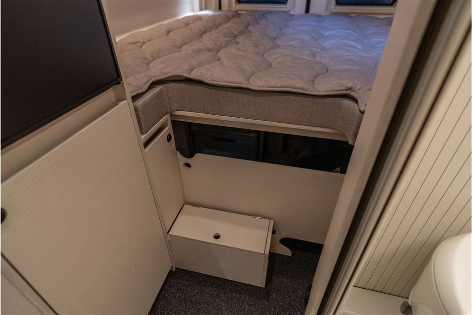 Tourne 6.4 Select Aut. gear - Iron Grey -180HK