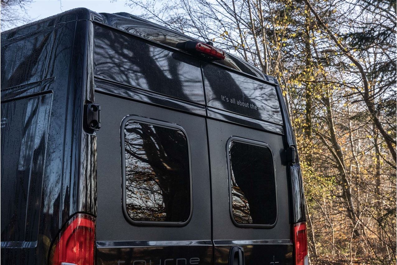 Tourne 6.0 Cruise aut. gear - Black