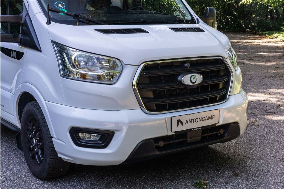 Chausson 640 Titanium VIP