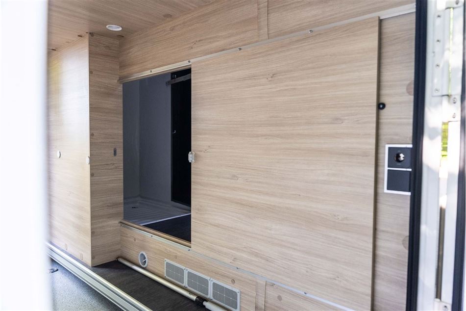 Chausson 640 Titanium VIP