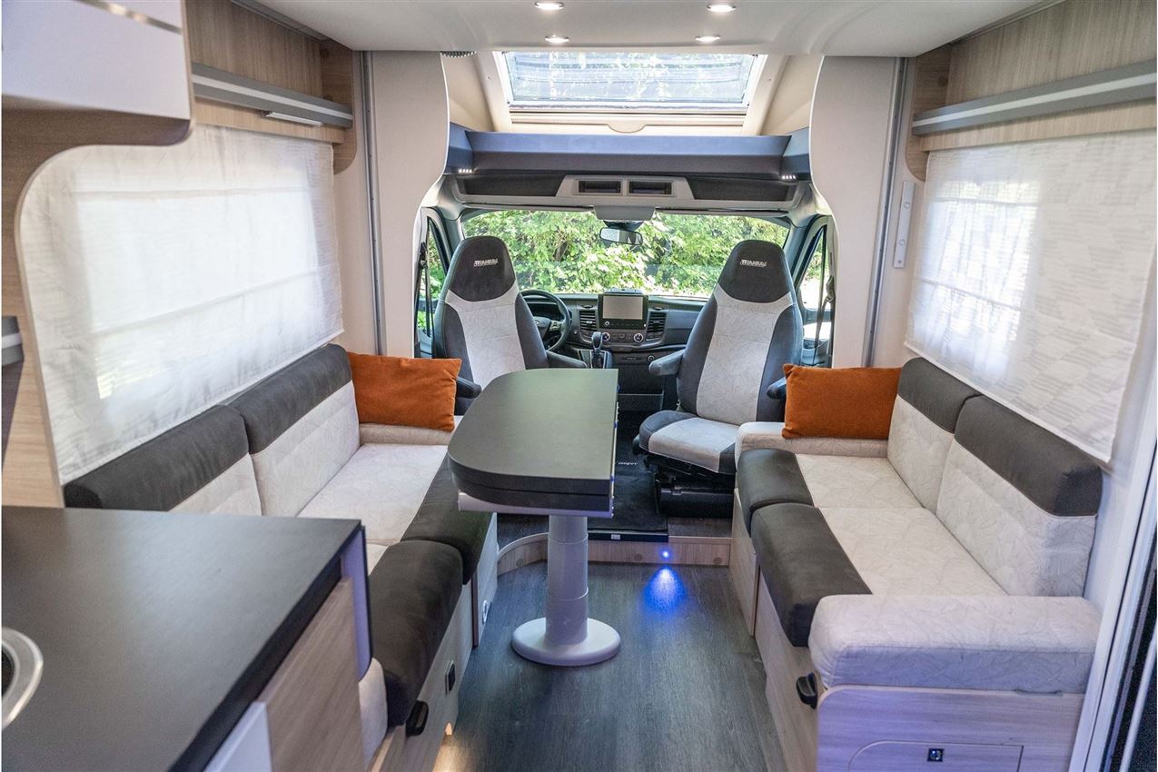 Chausson 640 Titanium VIP