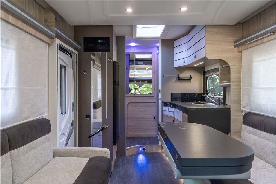 Chausson 640 Titanium VIP