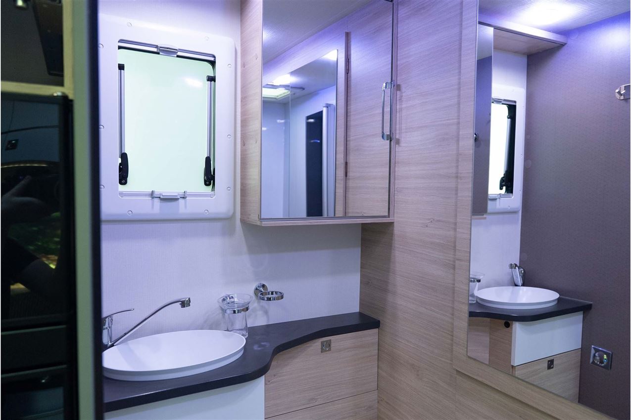 Chausson 640 Titanium VIP