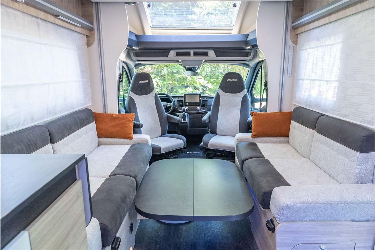 Chausson 640 Titanium VIP